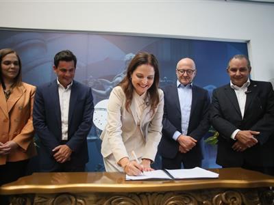 Foto da Notícia: No Dia da Advocacia, OAB-MT e Desenvolve MT lançam linha de crédito facilitado para jovens advogados e advogadas