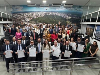 Foto da Notícia: Em sessão solene, Gisela Cardoso destaca papel indispensável da advocacia para a Justiça e a cidadania