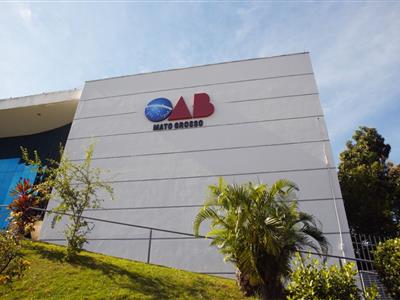 Notícia destaque: OAB-MT assegura acesso de advogada gestante à penitenciária sem ter que passar pelo body scanner